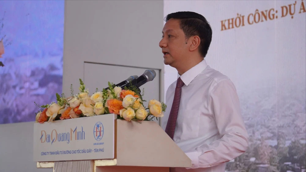 cao tốc Dầu Giây. jpg